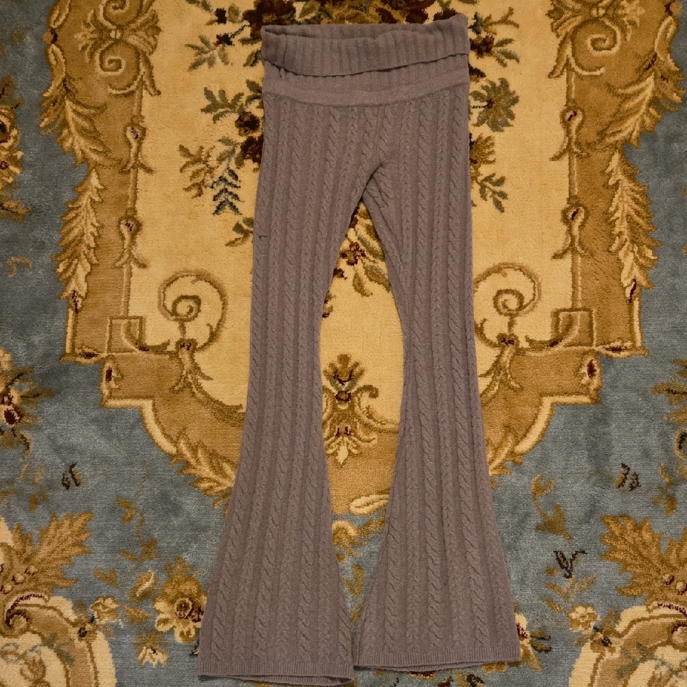 NWT PINK KNIT FLARE PANTS